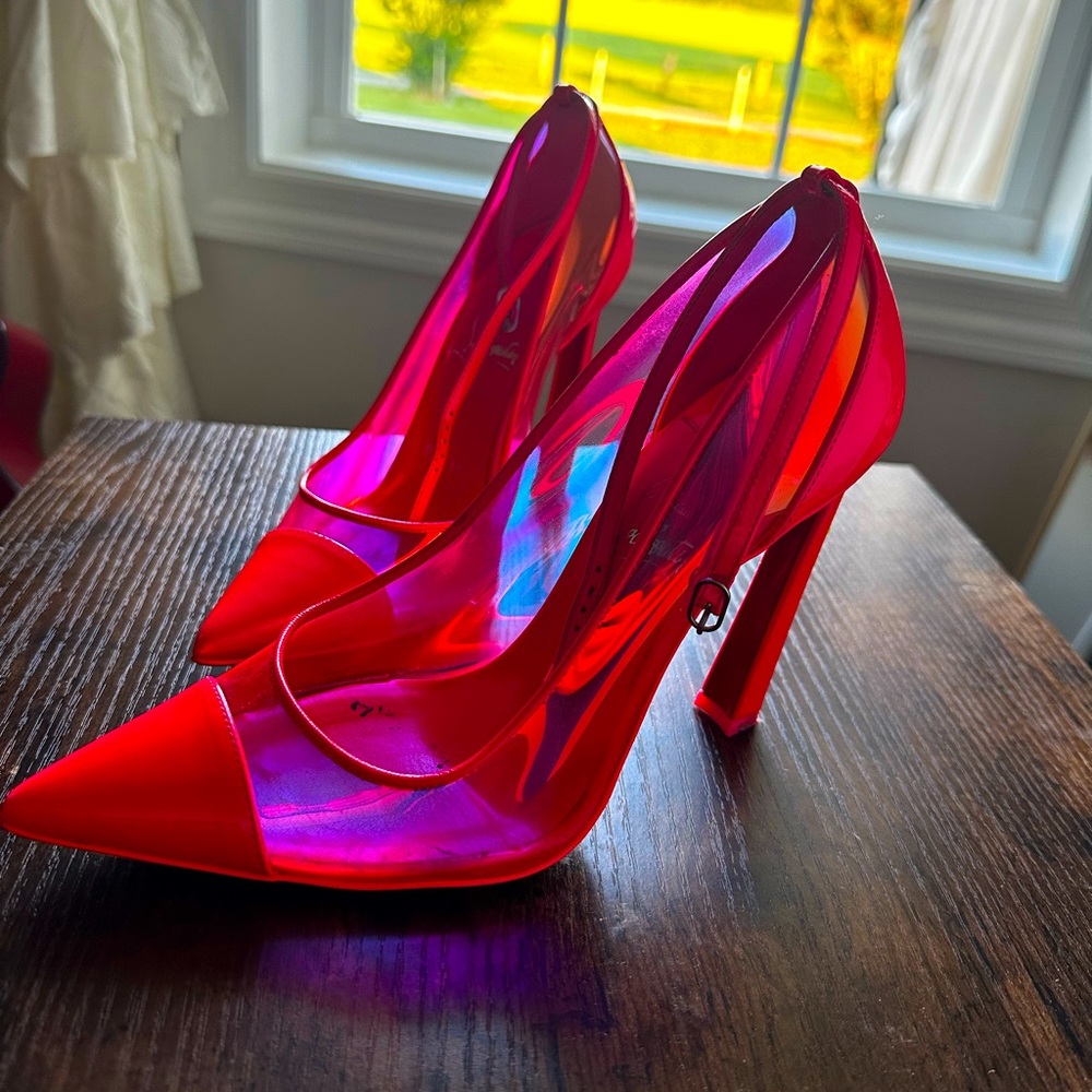 Christian Louboutin Pumps - Red Bottoms